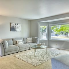 Farmhouse Retreat Near CDA With Hot Tub And Fire Pit