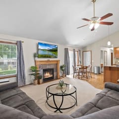 Post Falls Retreat With Game Room And Fire Pit