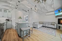 Charming Downtown Cottage w/ Modern Amenities - Image 2
