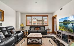 City View Condo in Riverstone with Free Parking - Image 2