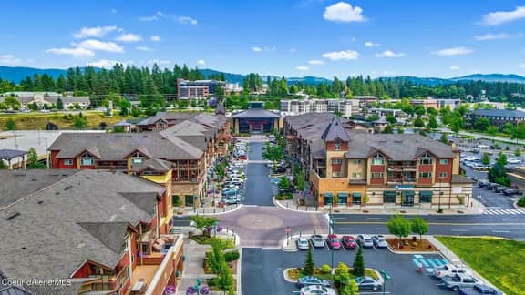 Luxury Riverstone Condo with Patio and Rooftop BBQ - Image 3
