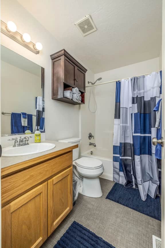 Pet-Friendly Townhome Near Corbin Park - Image 4