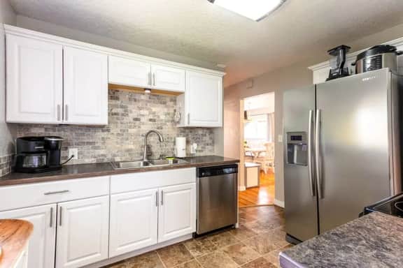 Pet-Friendly Home w/ Unique Hangout Hub - Image 5
