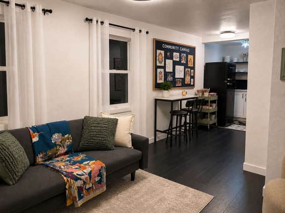 The Creative Escape With Community Canvas Loft - Image 3