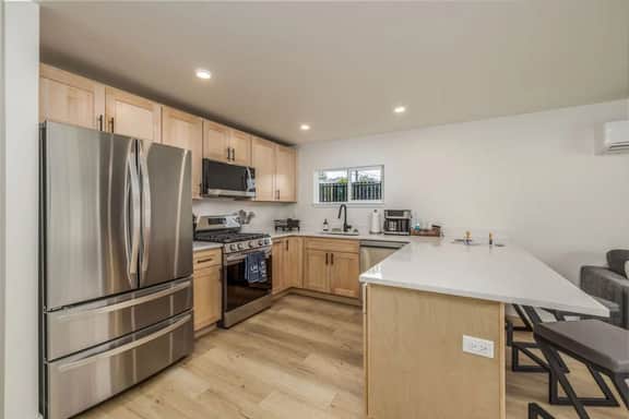 The Flats Executive Suite 13 in Downtown CDA - Image 4