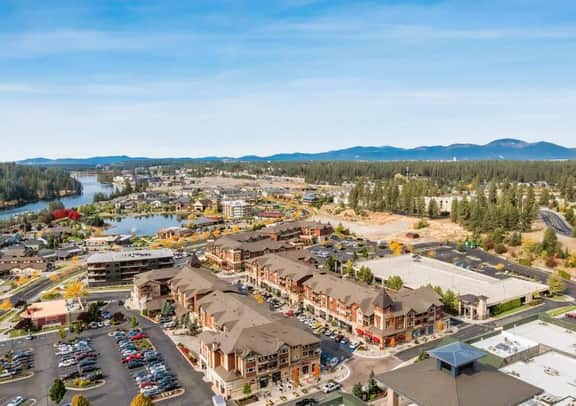Riverstone Condo w/ Private Balcony & River Views - Image 3