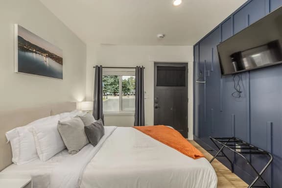 Affordable Studio #10-Lake CDA & Kootenai Hospital - Image 1